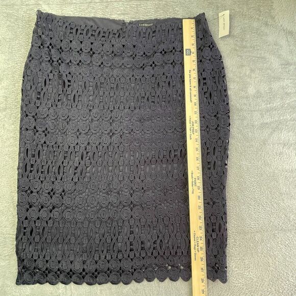 Lane Bryant Navy Blue Guipure Embroidered Lace Overlay Skirt Sz 18 NWT Workwear - Picture 10 of 14